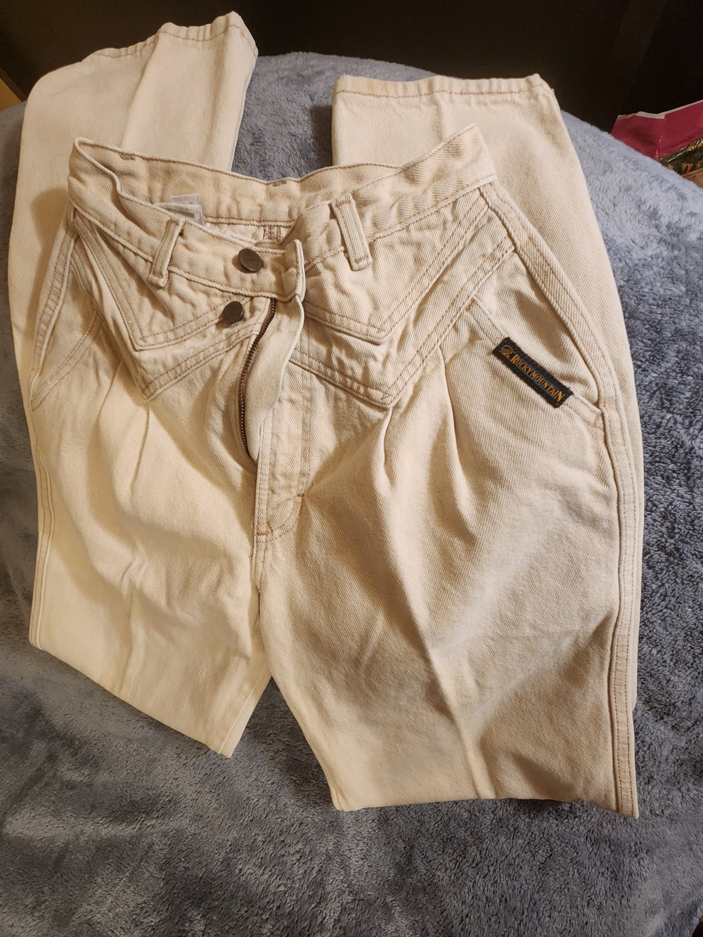 Vintage 90s Rocky Mountain Jeans Cream Tan HighWaist DoubleYoke Bareback Western